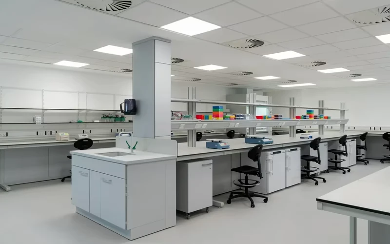 Educational Laboratory Furniture - Ergonomic Workstation Design