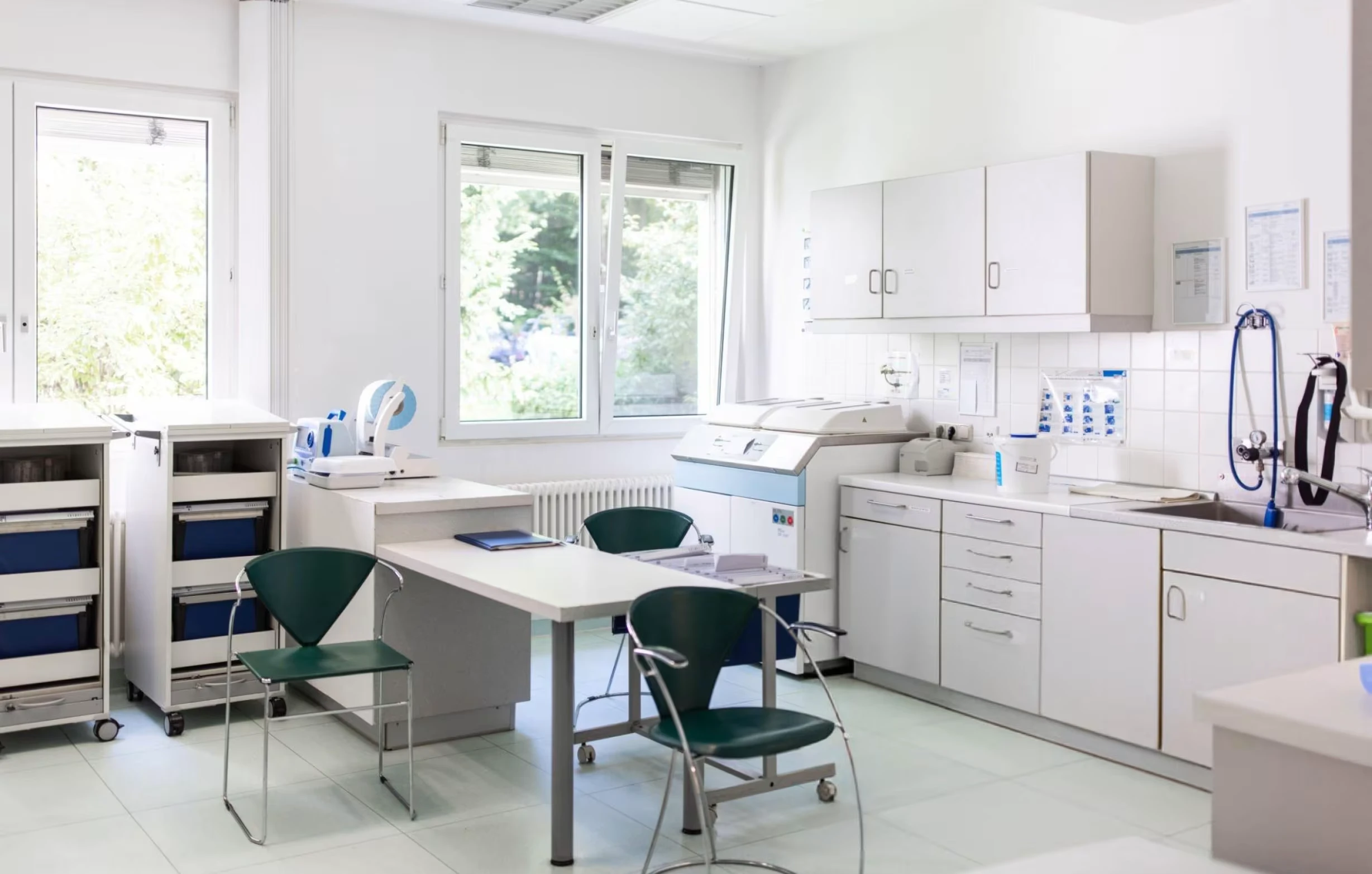 Advanced Scientific Equipment for Precision Research and Experimentation